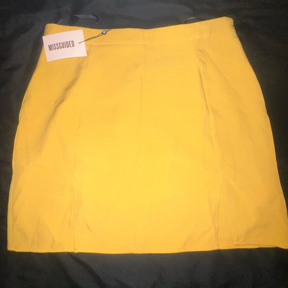 High waisted mini skirt